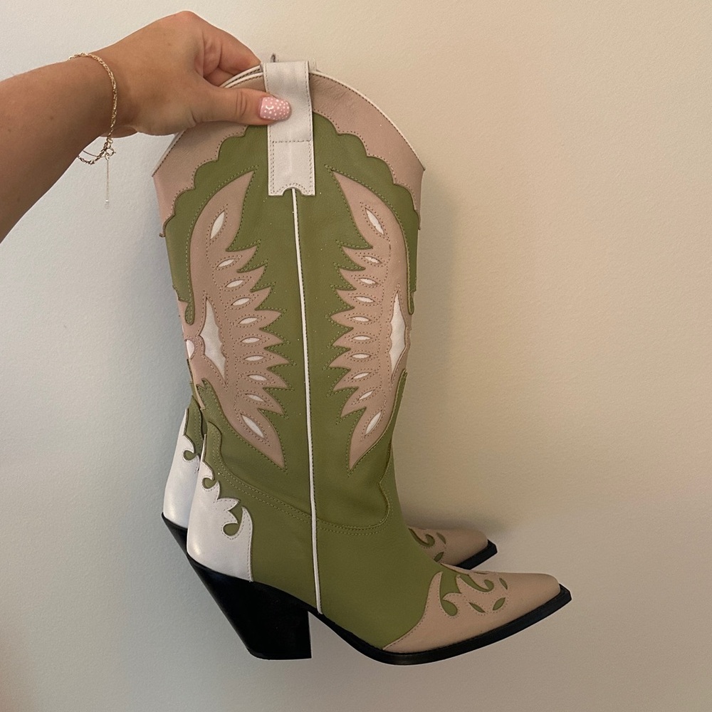 Stylish Green and Cream Western Boots